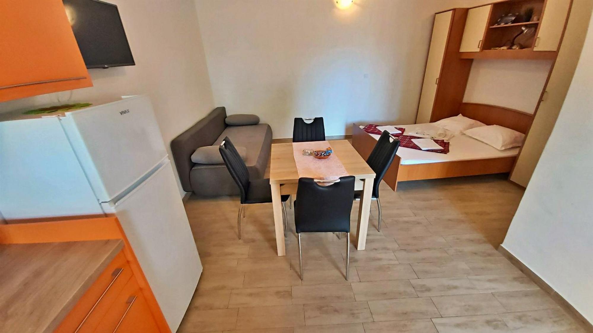 Apartments Gajo Omiš Zimmer foto